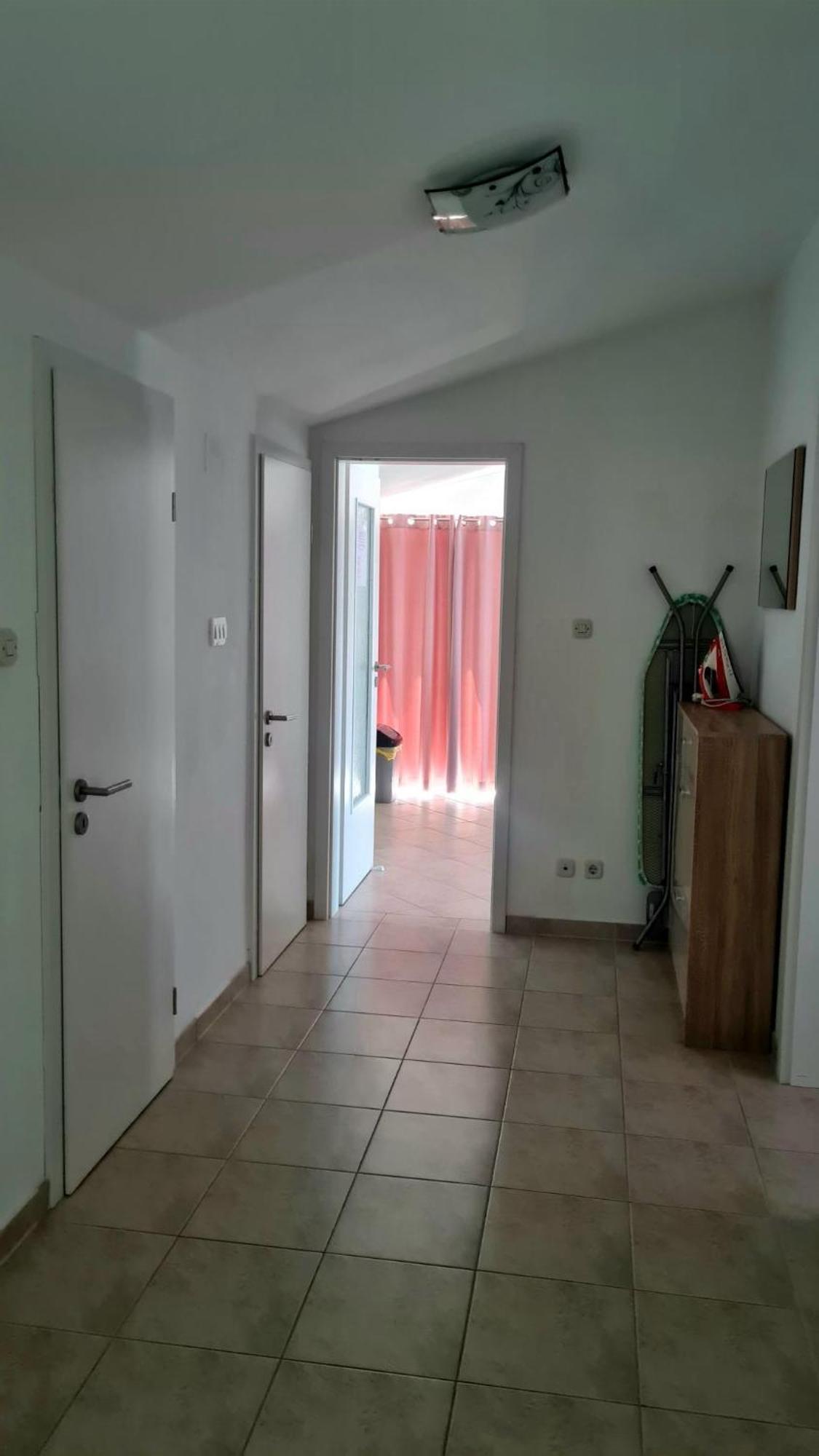 Apartment Ante Dugi Rat Exterior foto